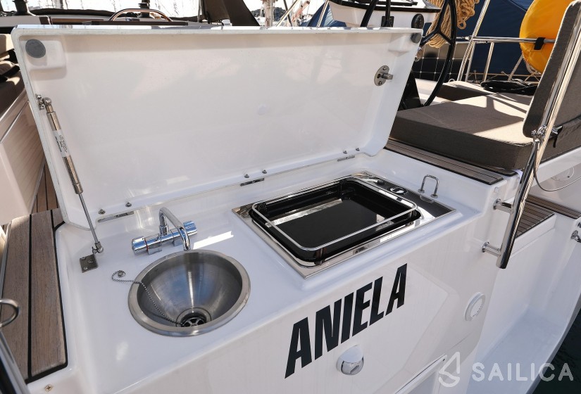 Dufour 41 - Yacht Charter Sailica