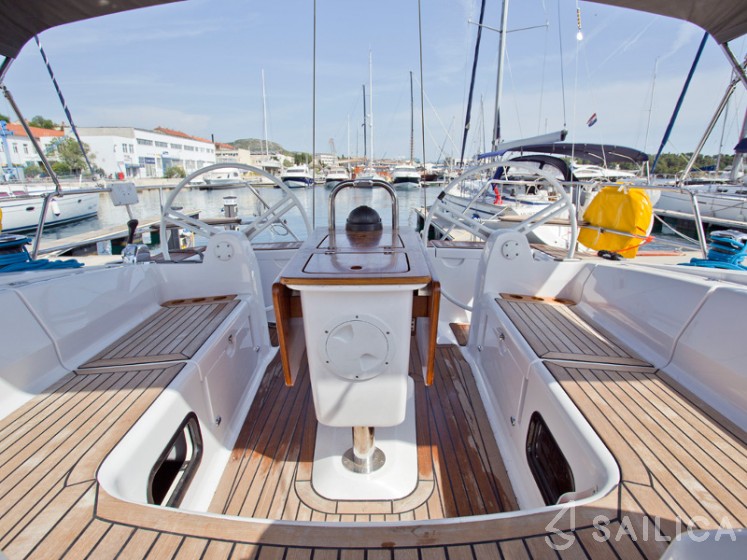Elan 444 Impression - Yacht Charter Sailica