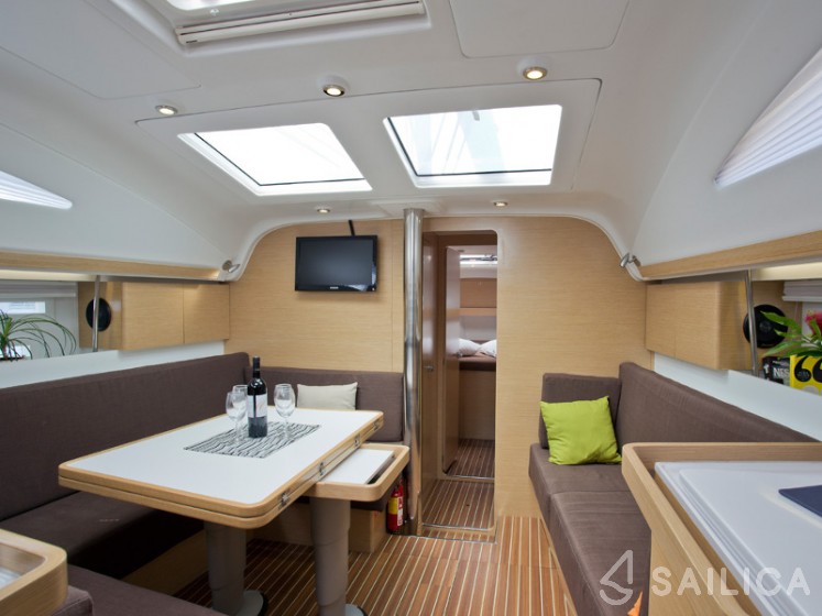 Elan 444 Impression - Yacht Charter Sailica