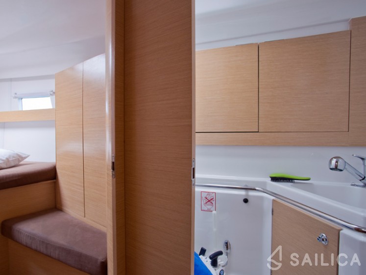 Elan 444 Impression - Yacht Charter Sailica