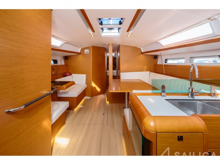 Sun Odyssey 449 - Yacht Charter Sailica