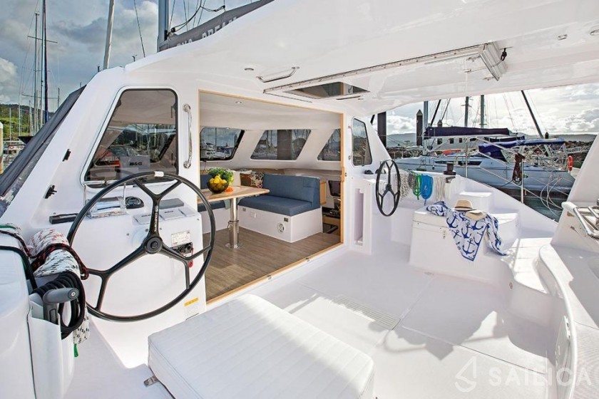 Seawind 1160 - Yacht Charter Sailica