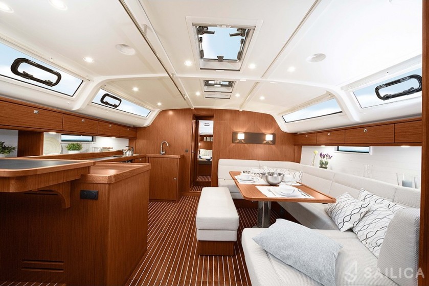 Bavaria Cruiser 51 - Yacht Charter Sailica
