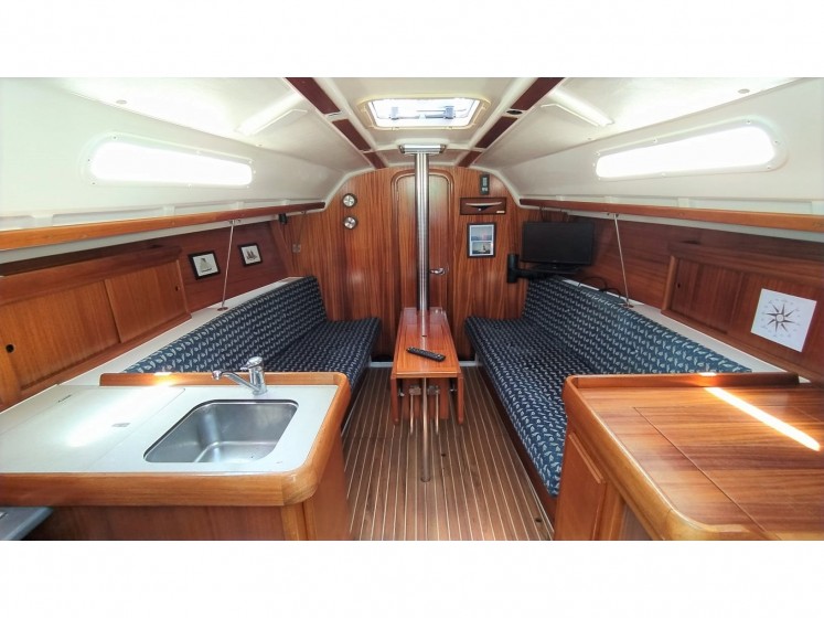 Dufour 32 - Yacht Charter Sailica