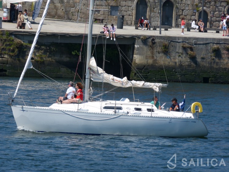 Dufour 32 - Yacht Charter Sailica