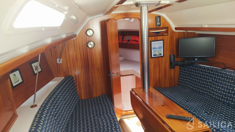 Dufour 32 - Yacht Charter Sailica