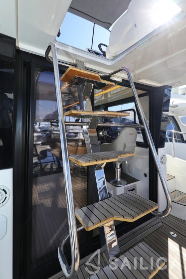 Futura 40 Grand Horizon - Yacht Charter Sailica