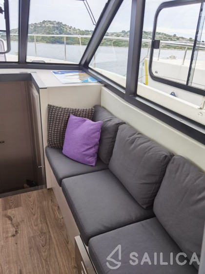Futura 40 Grand Horizon - Yacht Charter Sailica