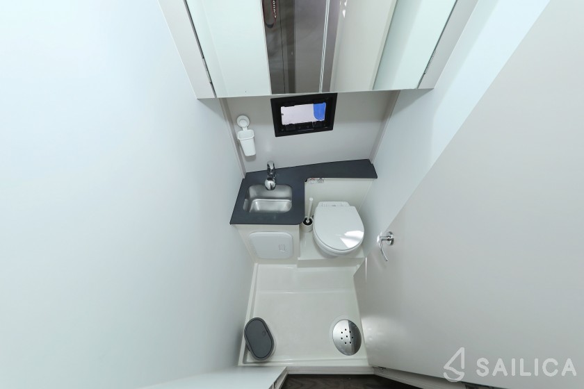 Futura 40 Grand Horizon - Yacht Charter Sailica