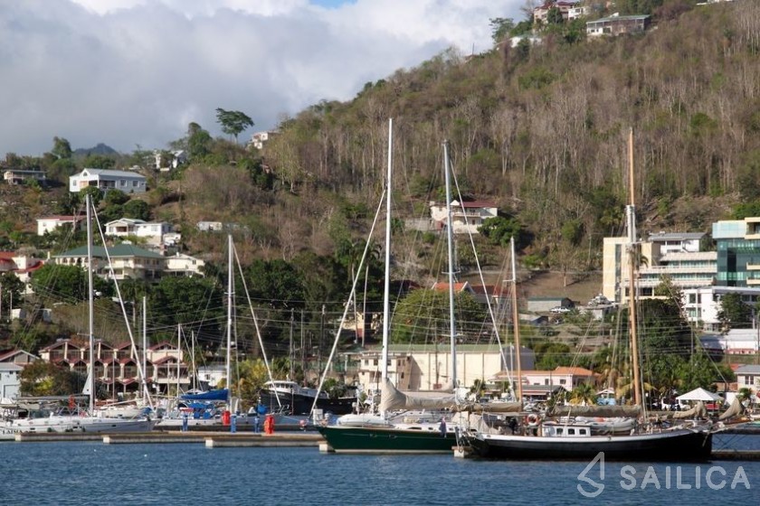 Bali 4.5 - Yacht Charter Sailica
