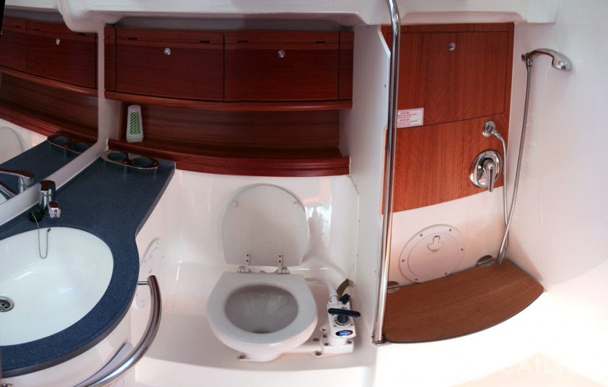 Bavaria 46 Cruiser - Yacht Charter Sailica
