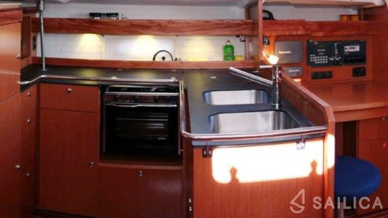 Bavaria 51 Cruiser - Yacht Charter Sailica