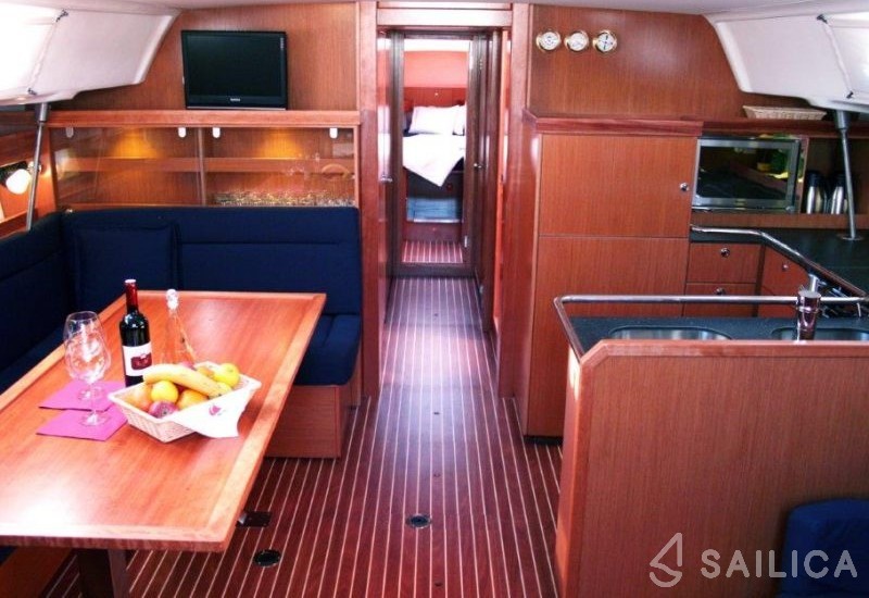 Bavaria 51 Cruiser - Yacht Charter Sailica