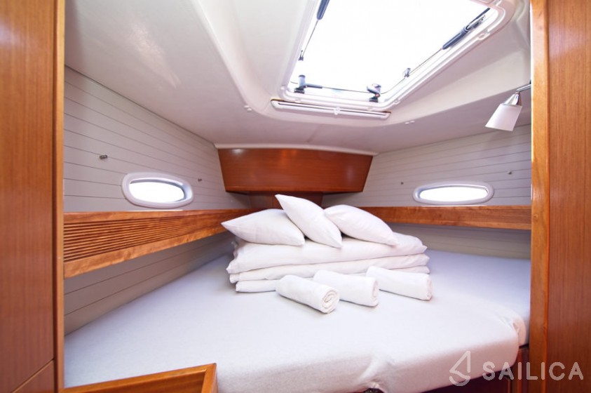 Bavaria 51 Cruiser - Yacht Charter Sailica