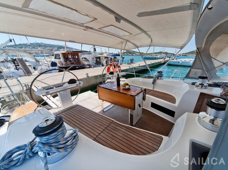 Bavaria 50 Cruiser - Yacht Charter Sailica