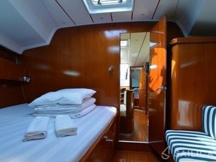 First 47.7 - Yacht Charter Sailica