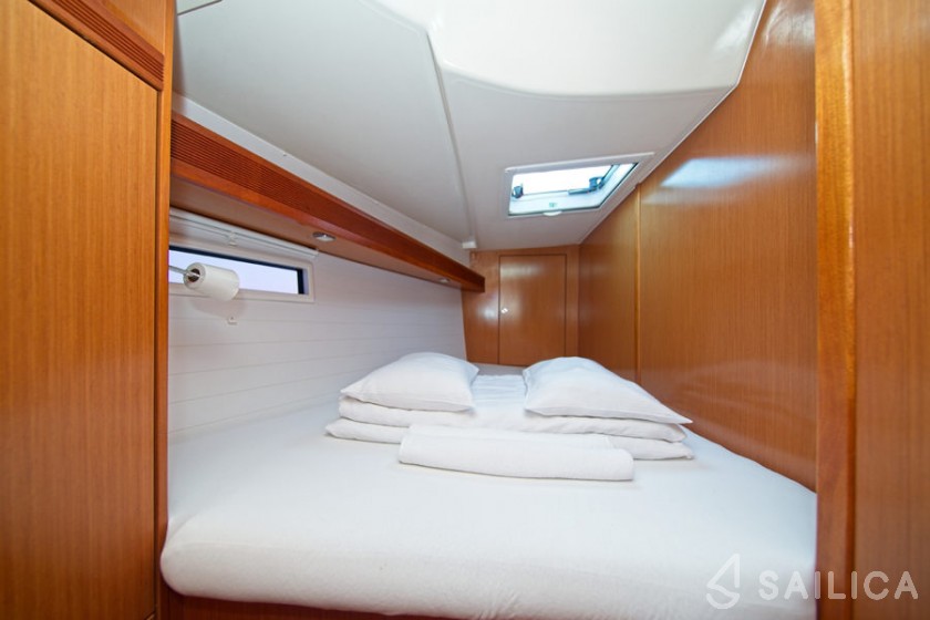 Bavaria Cruiser 45 - Yacht Charter Sailica