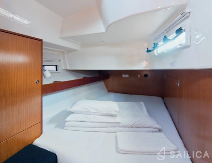 Bavaria Cruiser 45 - Yacht Charter Sailica