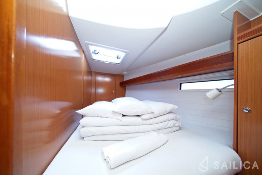 Bavaria Cruiser 45 - Yacht Charter Sailica