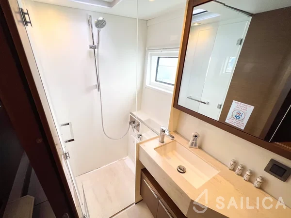 Lagoon 46  - Yacht Charter Sailica