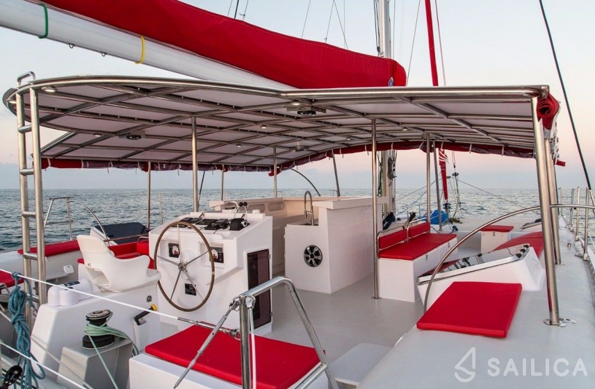 Ocean Voyager 53 - Yacht Charter Sailica
