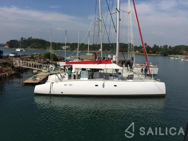 Ocean Voyager 53 - Yacht Charter Sailica