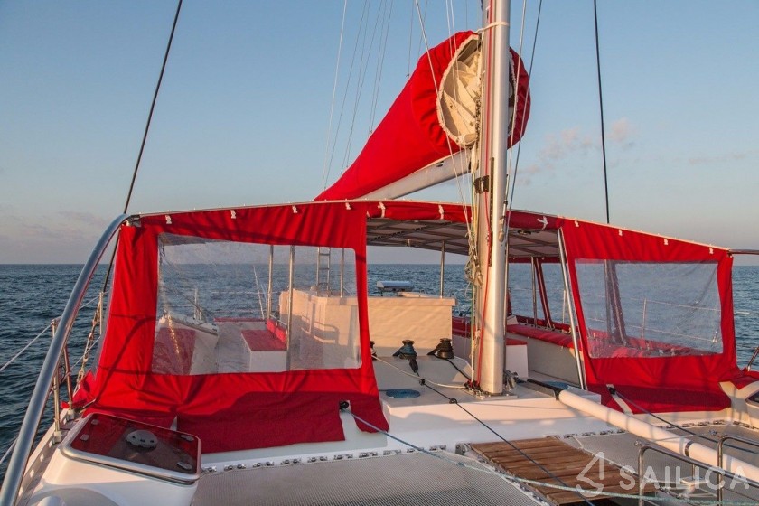 Ocean Voyager 53 - Yacht Charter Sailica