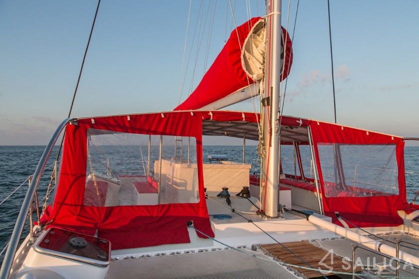 Ocean Voyager 53 - Yacht Charter Sailica