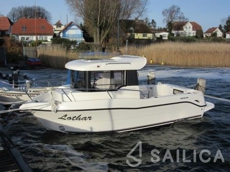 Arvor 690 - Yacht Charter Sailica