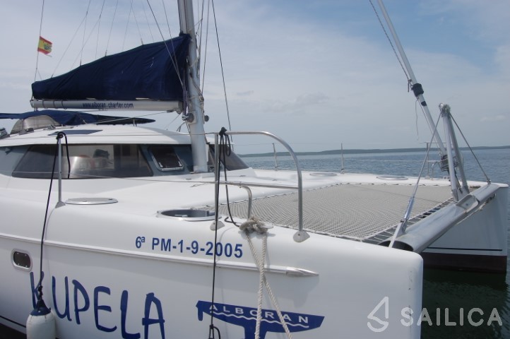 Lavezzi 40 - Yacht Charter Sailica