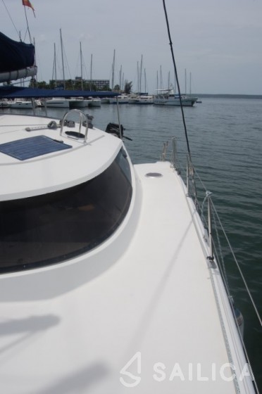 Lavezzi 40 - Yacht Charter Sailica