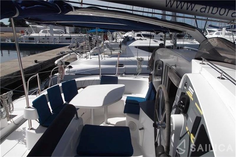 Lavezzi 40 - Yacht Charter Sailica