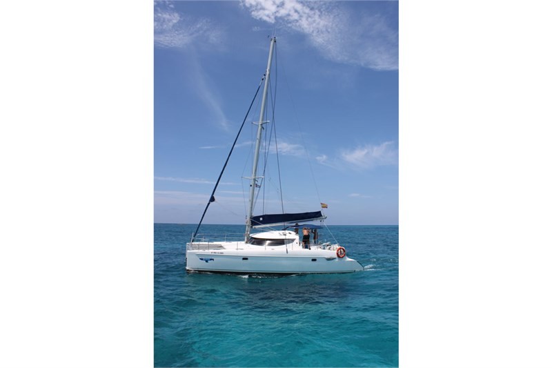 Lavezzi 40 - Yacht Charter Sailica