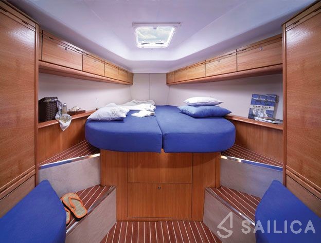 Bavaria 38 Cruiser - Yacht Charter Sailica