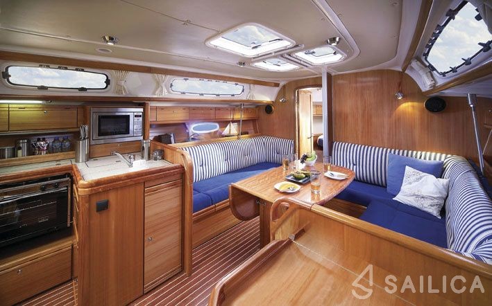 Bavaria 38 Cruiser - Yacht Charter Sailica