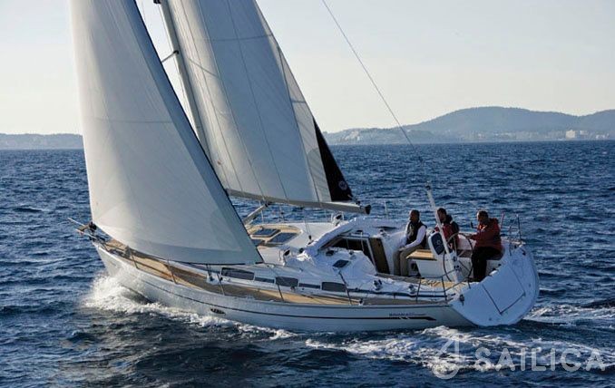 Bavaria 38 Cruiser - Yacht Charter Sailica
