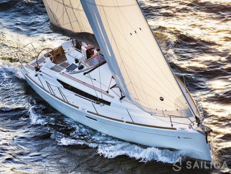 Sun Odyssey 389 - Yacht Charter Sailica