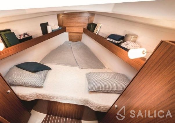 Bavaria 34 Cruiser - Yacht Charter Sailica