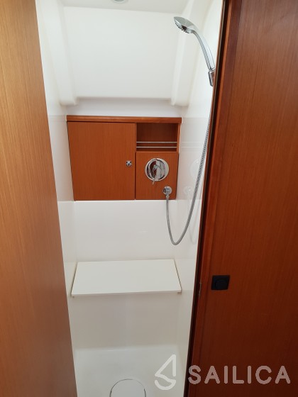 Bavaria 51 Cruiser - Yacht Charter Sailica