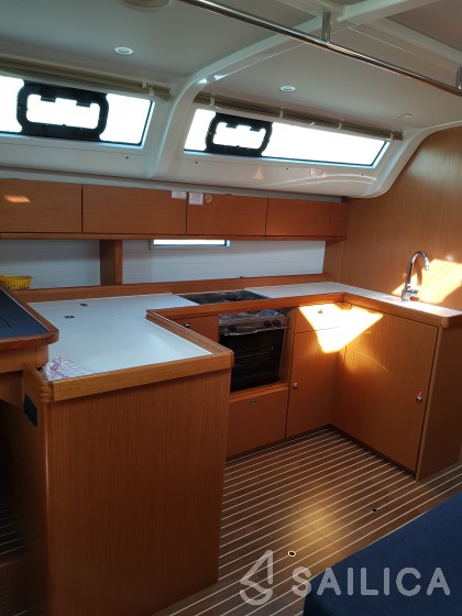 Bavaria 51 Cruiser - Yacht Charter Sailica