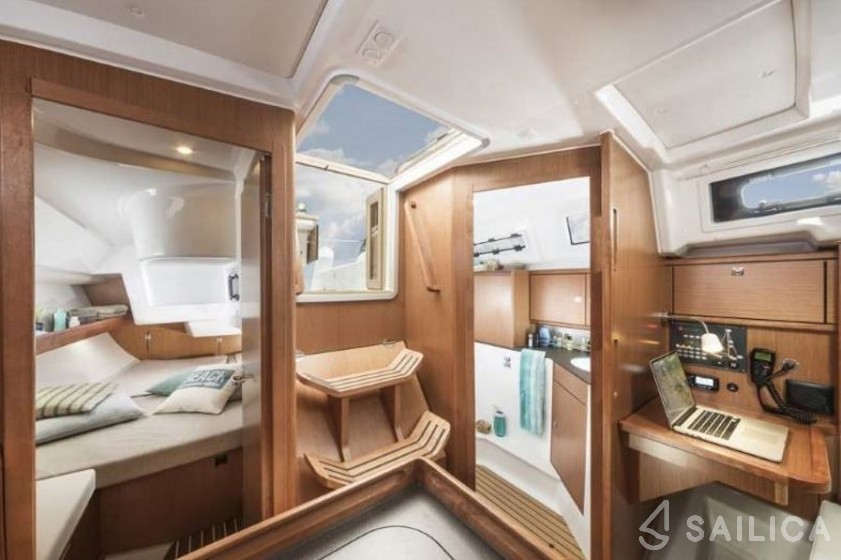 Bavaria 34 Cruiser - Yacht Charter Sailica