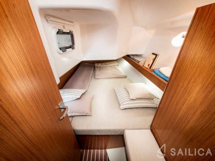 Bavaria 34 Cruiser - Yacht Charter Sailica