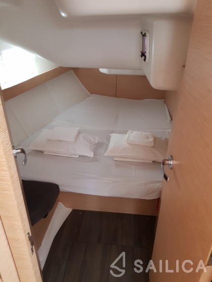 Elan 45 Impression - Yacht Charter Sailica