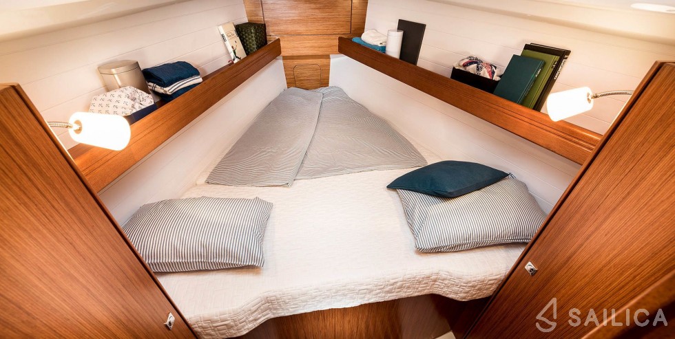 Bavaria 34 Cruiser - Yacht Charter Sailica