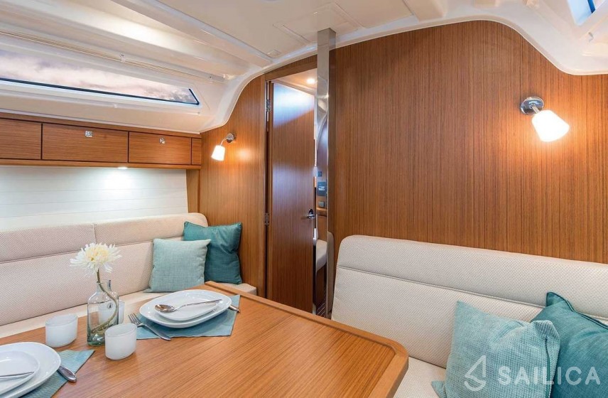 Bavaria 37 Cruiser - Yacht Charter Sailica