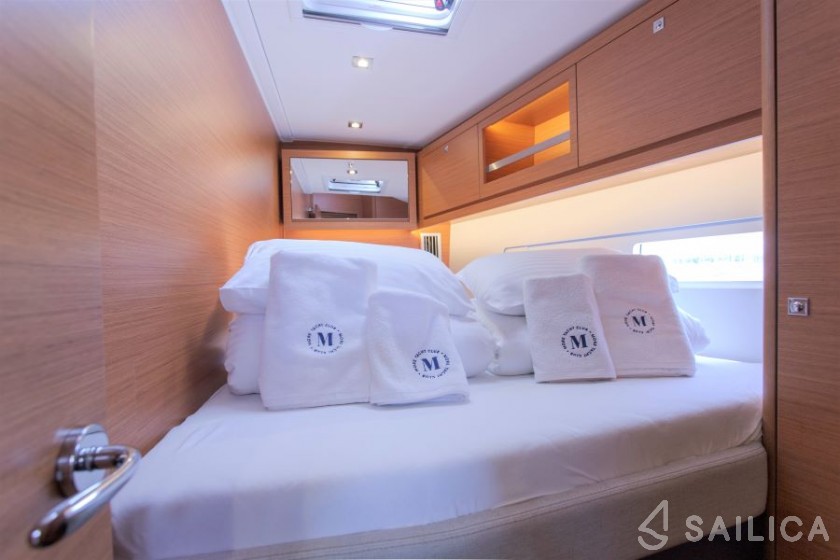 Dufour 530 - Yacht Charter Sailica