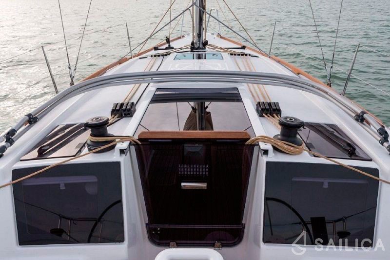 Elan 45 Impression - Yacht Charter Sailica