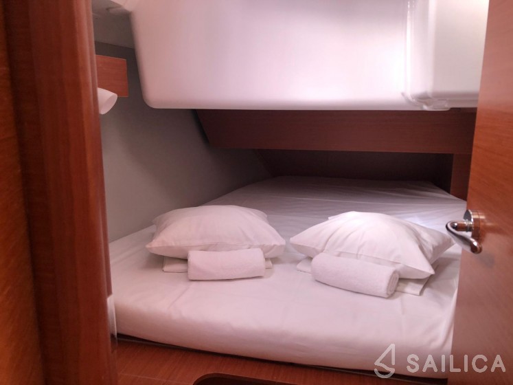 Elan 45 Impression - Yacht Charter Sailica