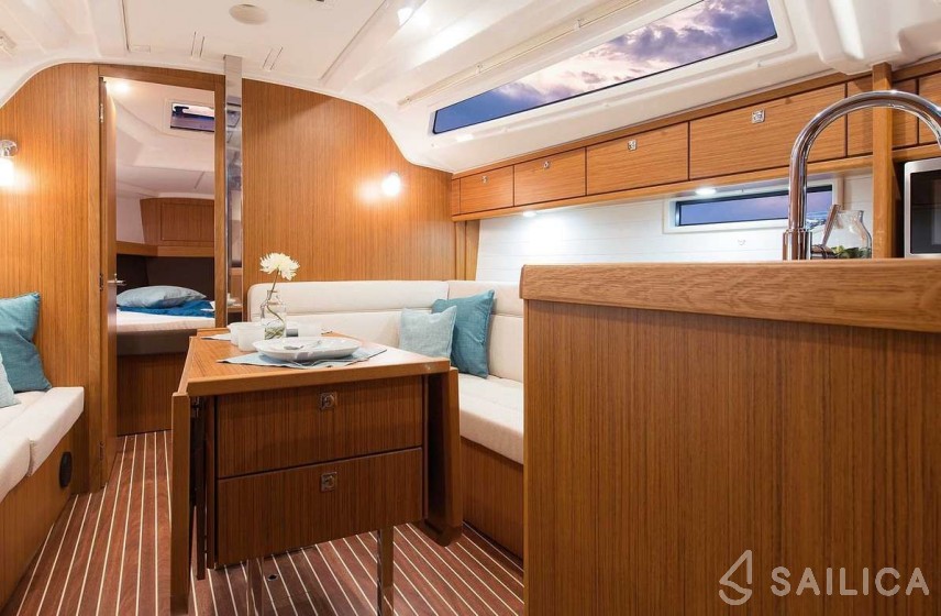 Bavaria 37 Cruiser - Yacht Charter Sailica