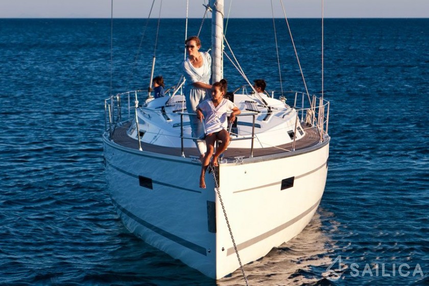 Bavaria 40 Cruiser - Yacht Charter Sailica